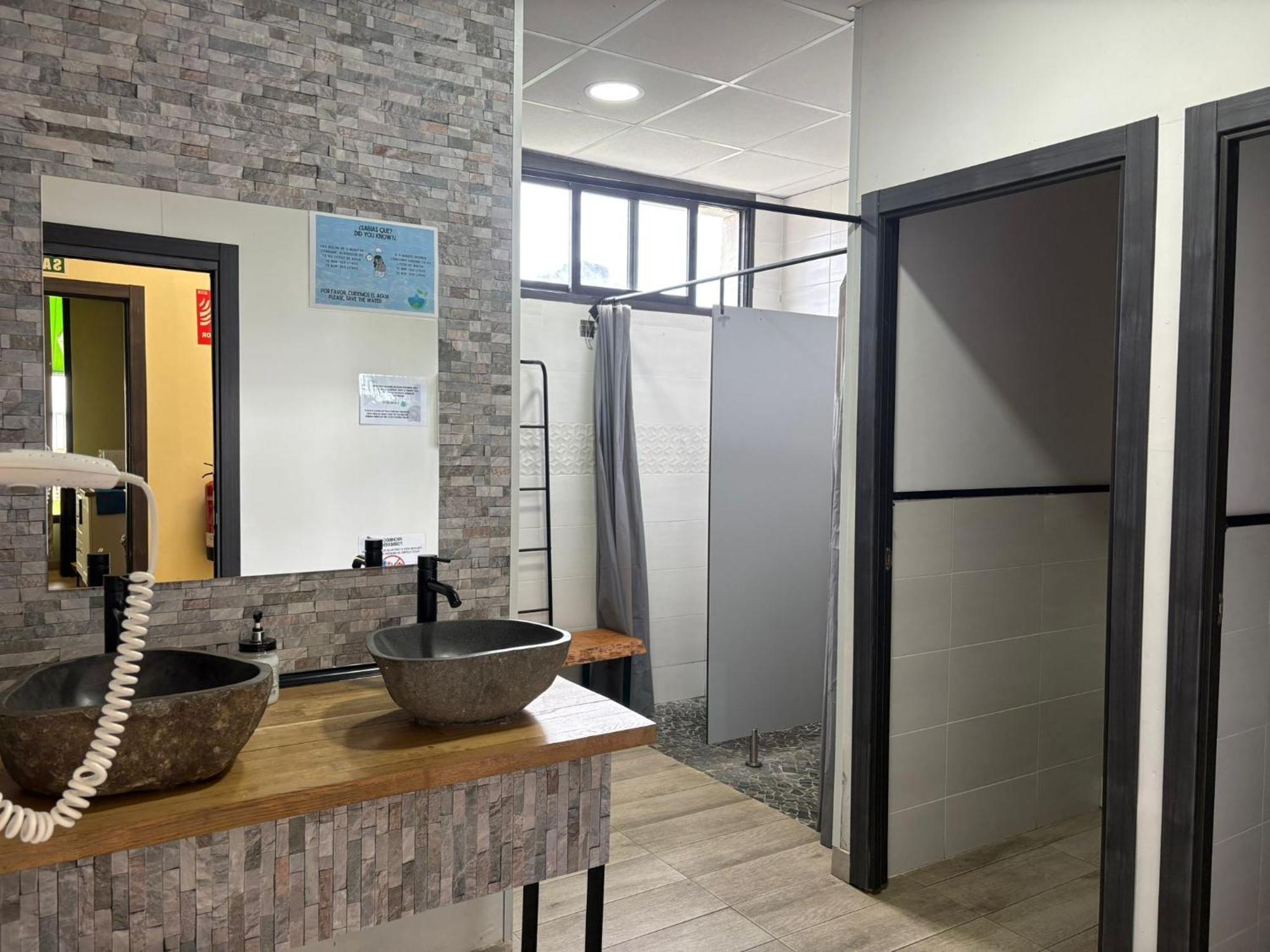 Hostel Azul Cielo О Педрусо Екстериор снимка